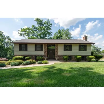 1055 Edgewood Drive Chillicothe OH 45601 Residential
