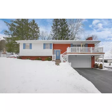 1295 Randall Court Chillicothe OH 45601 Residential