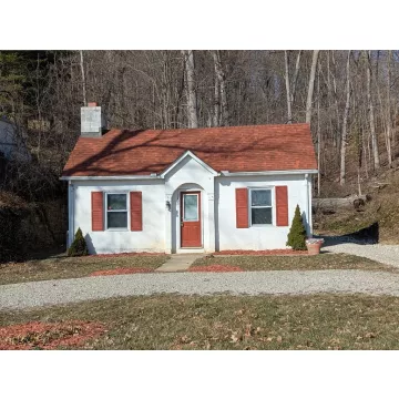 1452 St. Rt. 552 Waverly OH 45690 Residential