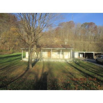 8830 N St. Rt. 41, N. Bainbridge OH 45612 Residential