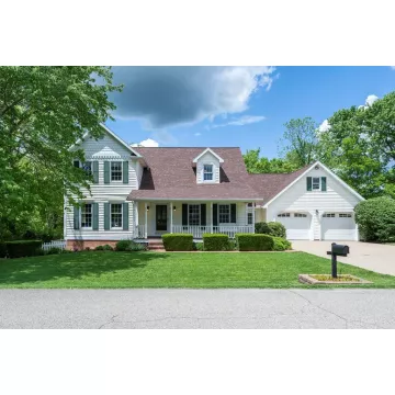 201 Elizabeth Lane Waverly OH 45690 Residential