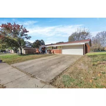 2035 Chippewa Drive Circleville OH 43113 Residential