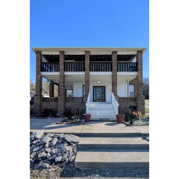 208 Fairview Ave. McArthur OH 45651 Residential