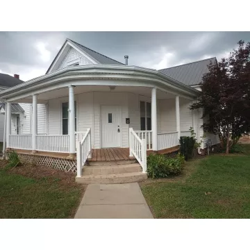 301, 303 S Market Street Waverly OH 45690 Residential