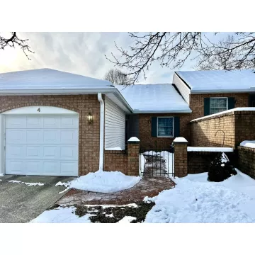4 Becky Lane Chillicothe OH 45601 Residential