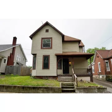 75 E 7TH ST Chillicothe OH 45601 Residential